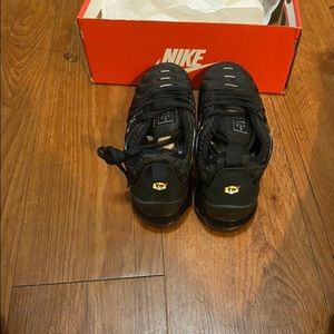 Nike Vapor Max size 9.5